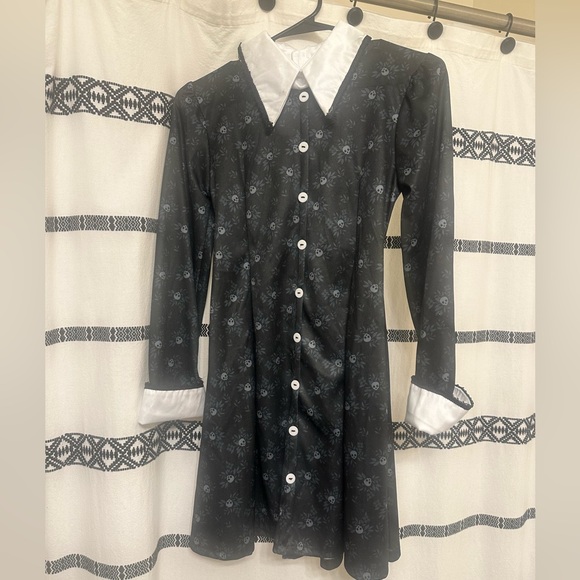 Wednesday The Addams Family Halloween Costume Bundle - Picture 2 of 6